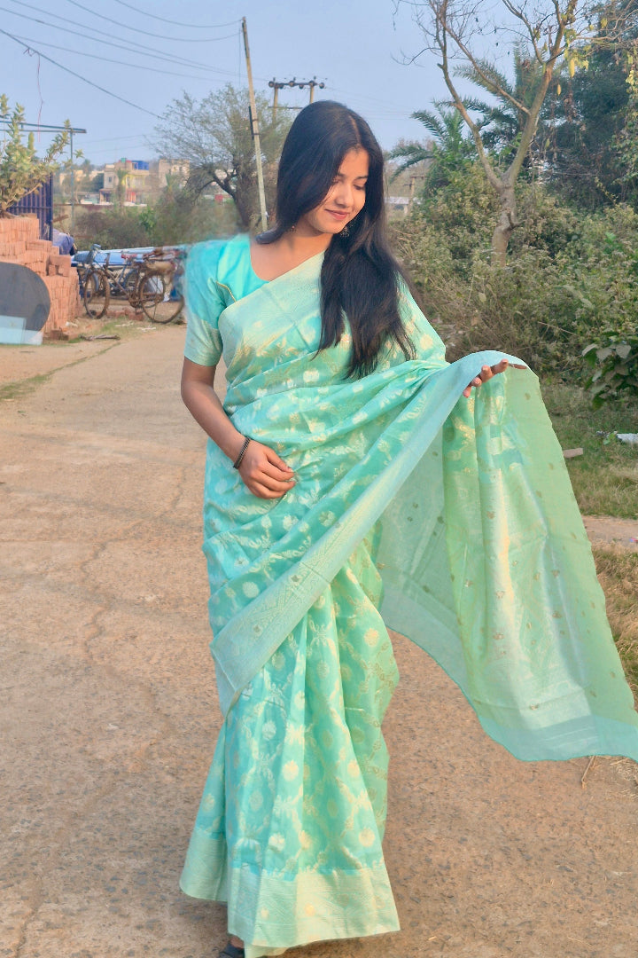 एसकेयू 105103103602